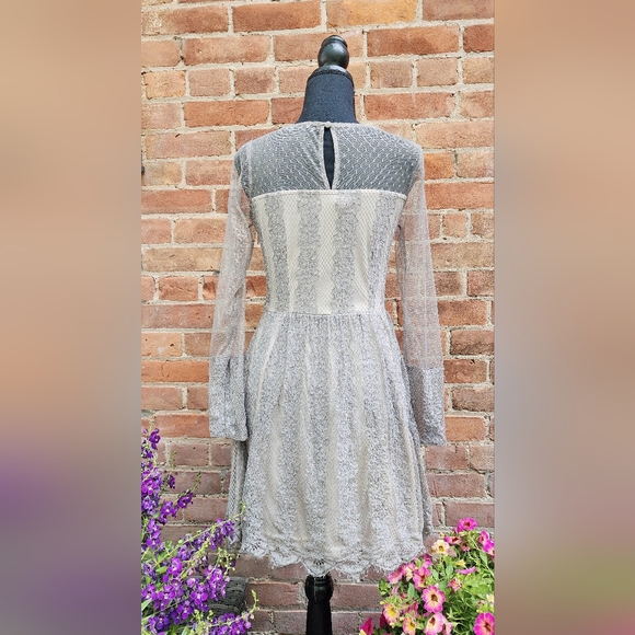 Stunning Long Sleeve Grey Soiéblu Dress - Picture 2 of 7